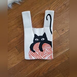 Cute Cat with Yarn Small Stretchy Bag